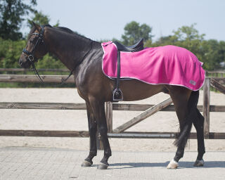 QHP Ausreitdecke Fleece Color L=135cm-145cm Fuchsia