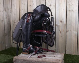 Sattel-Schmuck Chianti Schwarz/Bordeaux Pony