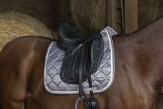 EQUITHÈME Bright Schabracke